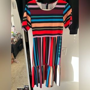 Multi color dress w zipper in the back